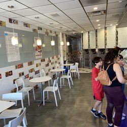 Yog-art - Inside store