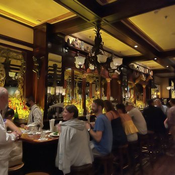 Old Ebbitt Grill - Busy at 11:30 pm on a Monday night - Bars Near Me - Washington, DC, District of Columbia Old Ebbitt Grill - Busy at 11:30 pm on a Monday night - Bars Near Me - Washington, DC, District of Columbia