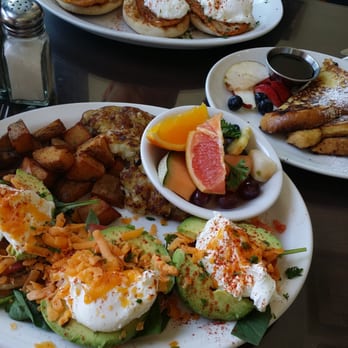 Figs Breakfast & Lunch - Brunch - Breakfast & Brunch Near Me - Toronto, Ontario