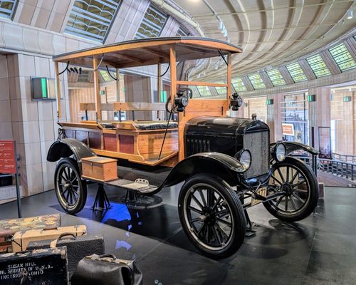 Cincinnati Museum Center by null