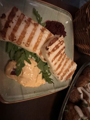 Mondo Tapas Bar & Restaurant by null