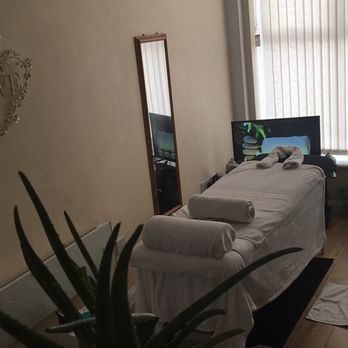 Julie's Massage Therapy - Relax and de stress with a Swedish massage or why not enjoy the hot stone therapy - Massage Therapy Near Me