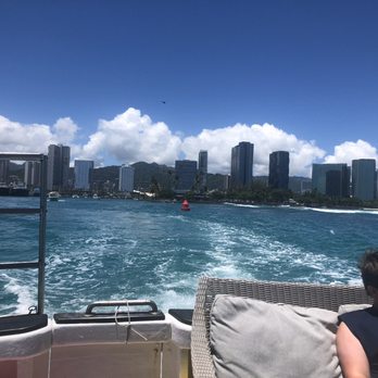 Diamond Head Cruises - Snorkeling Near Me - Honolulu, Hawaii Diamond Head Cruises - Snorkeling Near Me - Honolulu, Hawaii