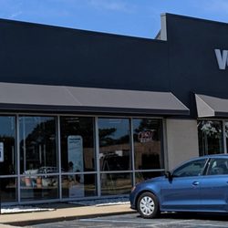 Verizon - Exterior