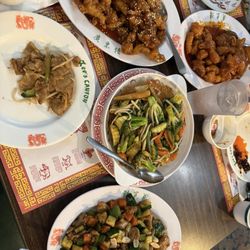 Lee's Canton Restaurant - More food