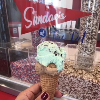 Sun Deck - Mint n chip and coffee - American Near Me - Coronado, California