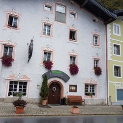 Berchtesgadener Esszimmer - Öffnet leider erst um 17.30 uhr