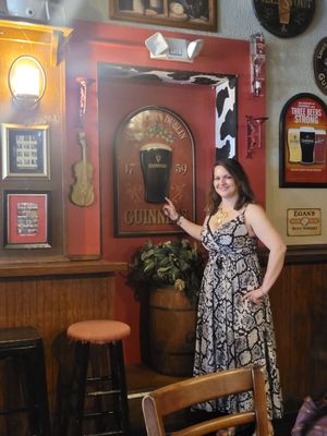 O'Sheas Irish Pub by null