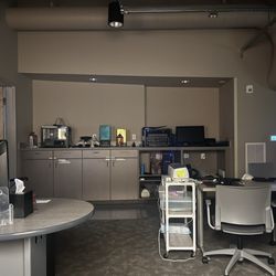 Curry Public Library - Technology lab with 3d printer.