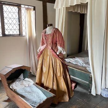 Witch House - Bedroom vignette - Museums Near Me - Salem, Massachusetts Witch House - Bedroom vignette - Museums Near Me - Salem, Massachusetts