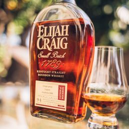 Amazing 12 year Elijah Craig store pick. Smooth easy drinking bourbon. Amazing 12 year Elijah Craig store pick. Smooth easy drinking bourbon.