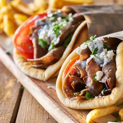 Fast Greek Cafe - Classic Gyro
