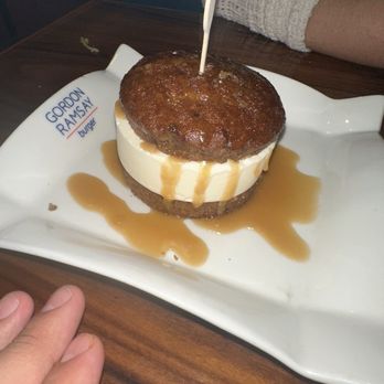 Gordon Ramsay Burger Las Vegas - And the famous sticky toffee pudding ice cream well worth the hype melts in your mouth 10/10 - Burgers Near Me - Las Vegas, Nevada Gordon Ramsay Burger Las Vegas - And the famous sticky toffee pudding ice cream well worth the hype melts in your mouth 10/10 - Burgers Near Me - Las Vegas, Nevada