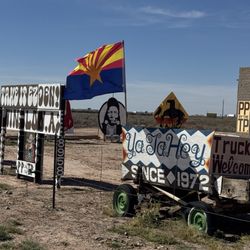 Navajo & Hopi Indian Arts & Crafts Center - But this too was closed