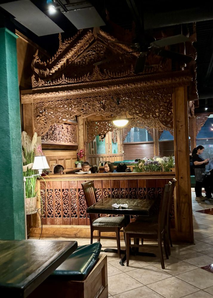 Thai House At Tower Place