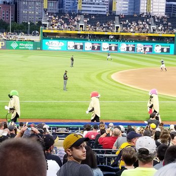 PNC Park - Who's gonna win!!!??? - Stadiums & Arenas Near Me - Pittsburgh, Pennsylvania