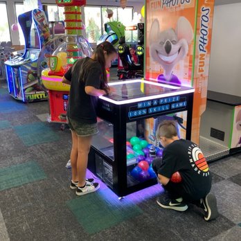 Chuck E. Cheese - Pizza Near Me - Foothill Ranch, California