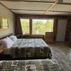 Eden Village Motel & Cottages - 2 bed room