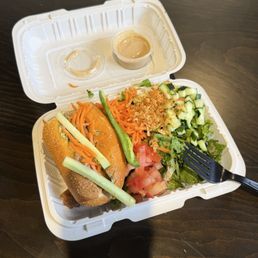 Mini Mi & Salad
