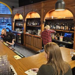 The Laughing Tap - New bar at the new Jefferson St. location