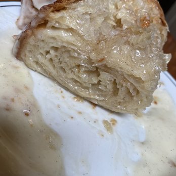 1886 Cafe & Bakery - The cinnamon roll is sooo buttery and moist - American Near Me - Austin, Texas