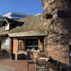 Panama Bay Coffee Co. - Outside