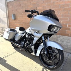 Harley-Davidson of Staten Island - Road Glide