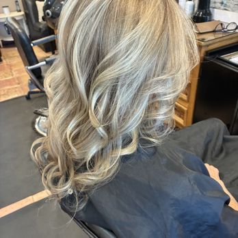 Self Image Salon - Hair Salons Near Me - Ventura, California Self Image Salon - Hair Salons Near Me - Ventura, California