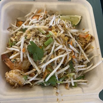 Thai Mee Up - Shrimp pad thai - Food Trucks Near Me - Kahului, Hawaii Thai Mee Up - Shrimp pad thai - Food Trucks Near Me - Kahului, Hawaii