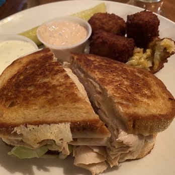Blackthorn Restaurant & Pub - Turkey Rueben and their famous jalapeño cheese tator tots ($2.50 upgrade) - American Near Me - Buffalo, New York Blackthorn Restaurant & Pub - Turkey Rueben and their famous jalapeño cheese tator tots ($2.50 upgrade) - American Near Me - Buffalo, New York