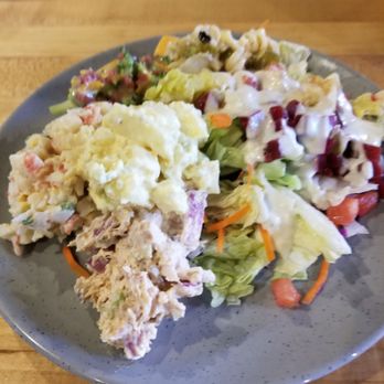 Sonny's BBQ - Salad bar is awesome - Barbeque Near Me - Pensacola, Florida Sonny's BBQ - Salad bar is awesome - Barbeque Near Me - Pensacola, Florida