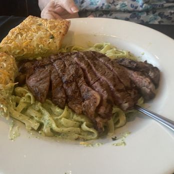 Manny's Steakhouse - Steak pesto fettuccine - Steakhouses Near Me - Vallejo, California