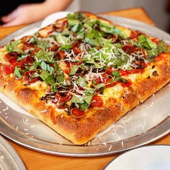 Pizzaleah - Mush-a-roni (red sauce, pepperoni, cremini mushrooms, shaved parm, fresh basil) - Pizza Near Me - Windsor, California Pizzaleah - Mush-a-roni (red sauce, pepperoni, cremini mushrooms, shaved parm, fresh basil) - Pizza Near Me - Windsor, California