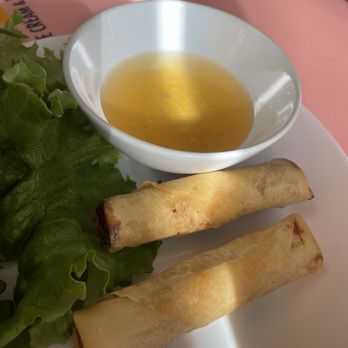 Bun Mi Amor - Egg rolls, recommend! - Vietnamese Near Me - Elk Grove, California Bun Mi Amor - Egg rolls, recommend! - Vietnamese Near Me - Elk Grove, California