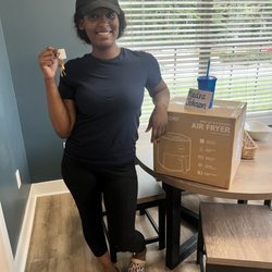 Castaways At Hidden Harbor Apartments - Property manger and staff was nice enough to buy me an air fryer in over excited !!