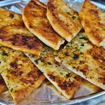 Curry Place - Garlic bread - Indian Near Me - Wesley Chapel , North Carolina