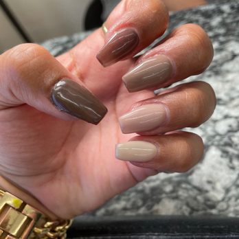 Elegance Nails - Nail Salons Near Me - Northridge, California