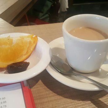 Lou Mitchell's - Breakfast & Brunch Near Me - Chicago, Illinois