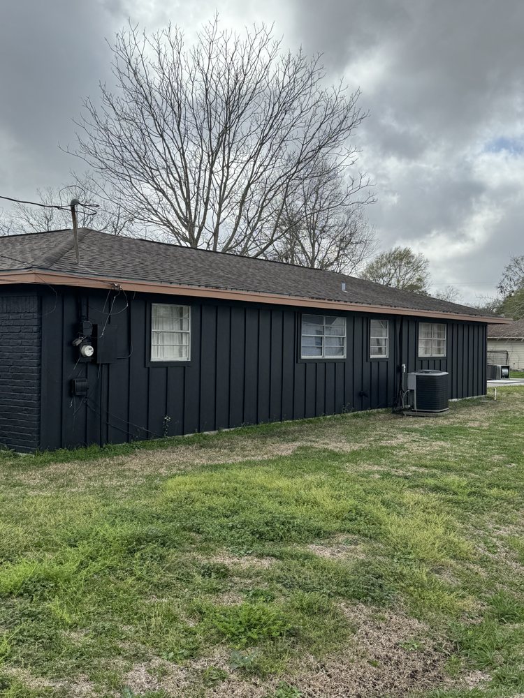 Slide of GCC Roofing & Gutters