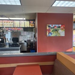 Jack in the Box - Jack N Box lobby