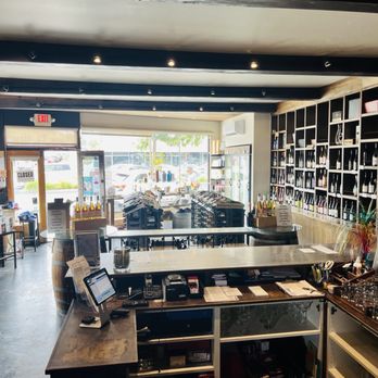 Uncorked Wine Shop - Beer, Wine & Spirits Near Me - Hermosa Beach, California