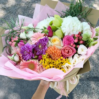 Farida Floral - Florists Near Me - Fairfax, Virginia