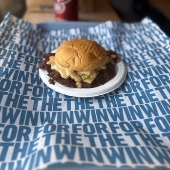 For the Win - Single cheeseburger - Burgers Near Me - Los Angeles, California For the Win - Single cheeseburger - Burgers Near Me - Los Angeles, California