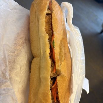 The Viet Noodle Guy - Tofu bahn mi - Vietnamese Near Me - Burnaby, British Columbia The Viet Noodle Guy - Tofu bahn mi - Vietnamese Near Me - Burnaby, British Columbia