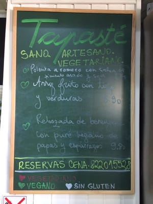 Tapasté by null