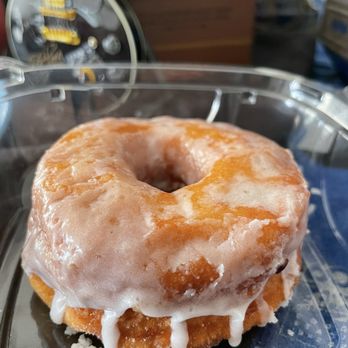 Modern Bread and Bagel - Glazed brioche donut - Breakfast & Brunch Near Me - Santa Monica, California Modern Bread and Bagel - Glazed brioche donut - Breakfast & Brunch Near Me - Santa Monica, California