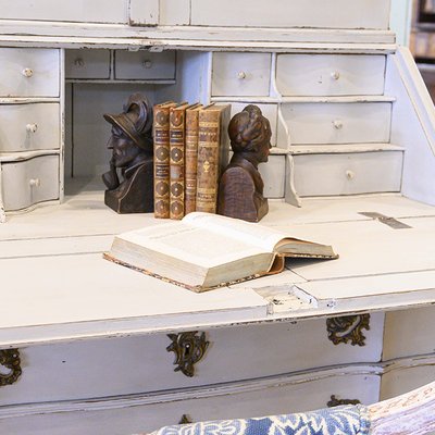 Round Top Ranch Antiques – European Antique Furniture by null