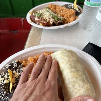 Serg's Mexican Kitchen - Carne asada burrito. I used all the salsa to give it some kick - Food Trucks Near Me - Honolulu, Hawaii Serg's Mexican Kitchen - Carne asada burrito. I used all the salsa to give it some kick - Food Trucks Near Me - Honolulu, Hawaii