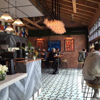 Dripp - Inside - Coffee & Tea Near Me - Fullerton, California