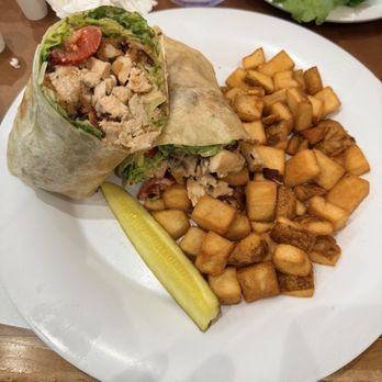 Crackings - Destin - Chicken wrap - Breakfast & Brunch Near Me - Destin, Florida Crackings - Destin - Chicken wrap - Breakfast & Brunch Near Me - Destin, Florida